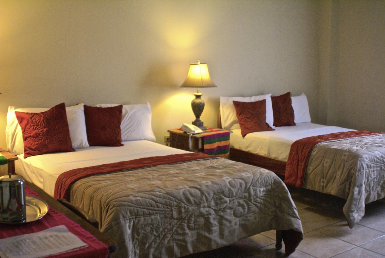 Hotel Ipsan Nah La Esperanza Екстериор снимка
